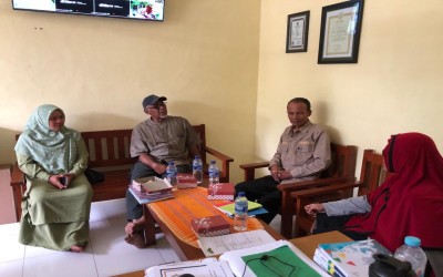 Kepala Kantor Kemenag Sumba Barat Bersama Kasi Pendisnya Berkunjung ke MIS Insan Robbani